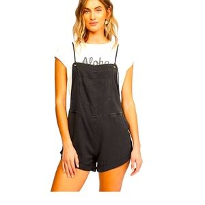 New with tags Billabong romper